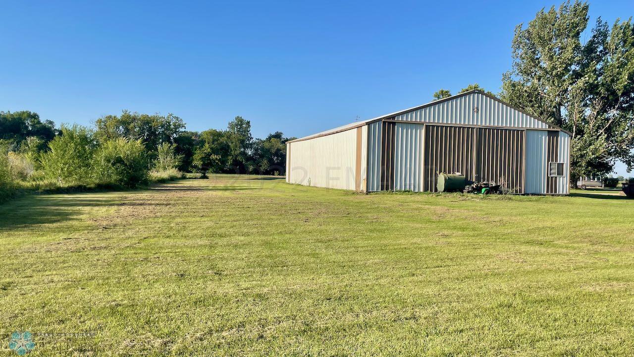 (22) Morton Shop Building