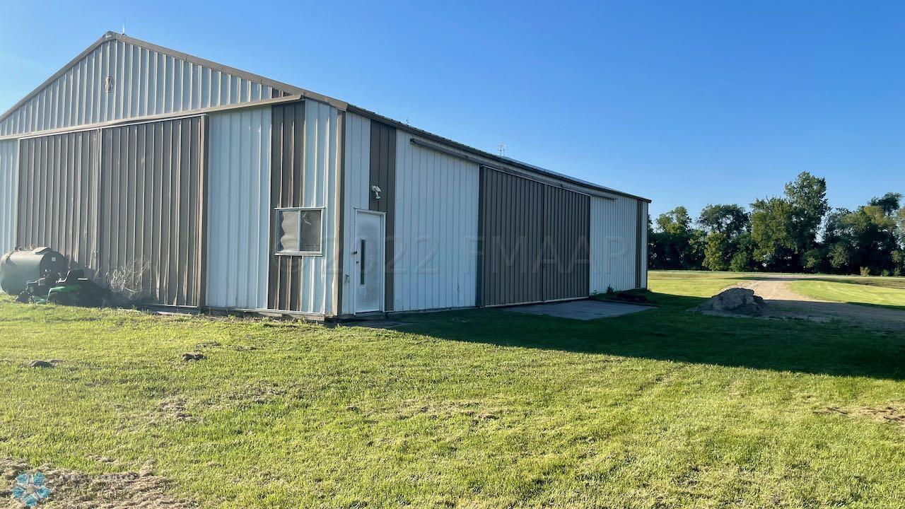 (23) Morton Shop Building