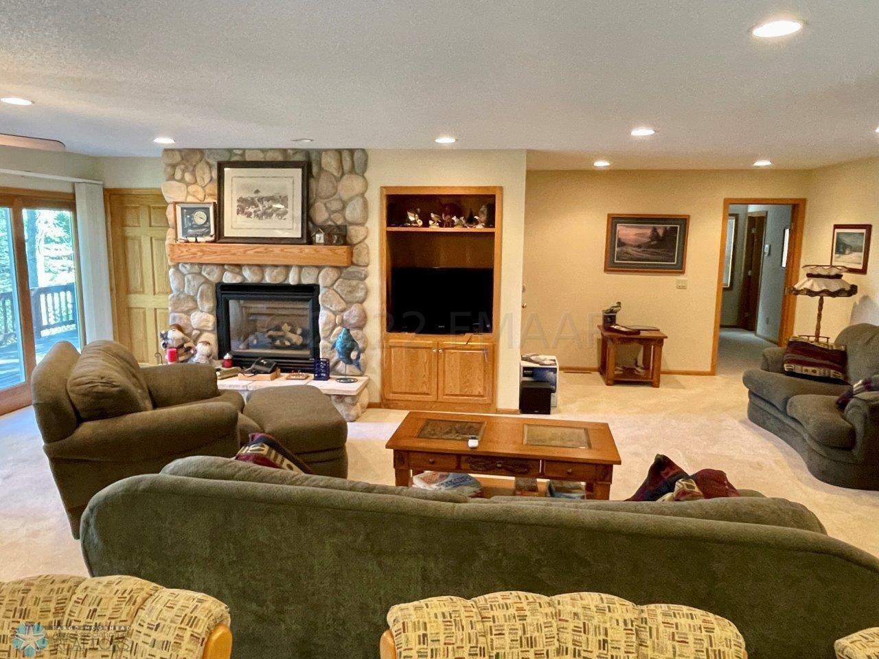 5-Living room with gas fireplace