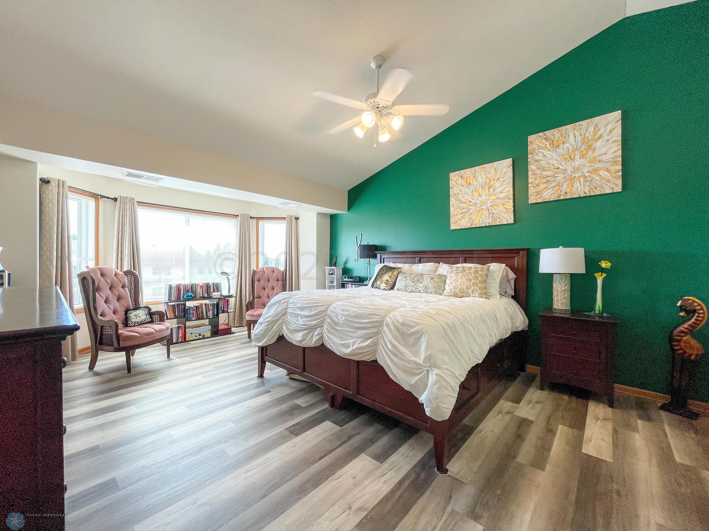 Master Bedrom2