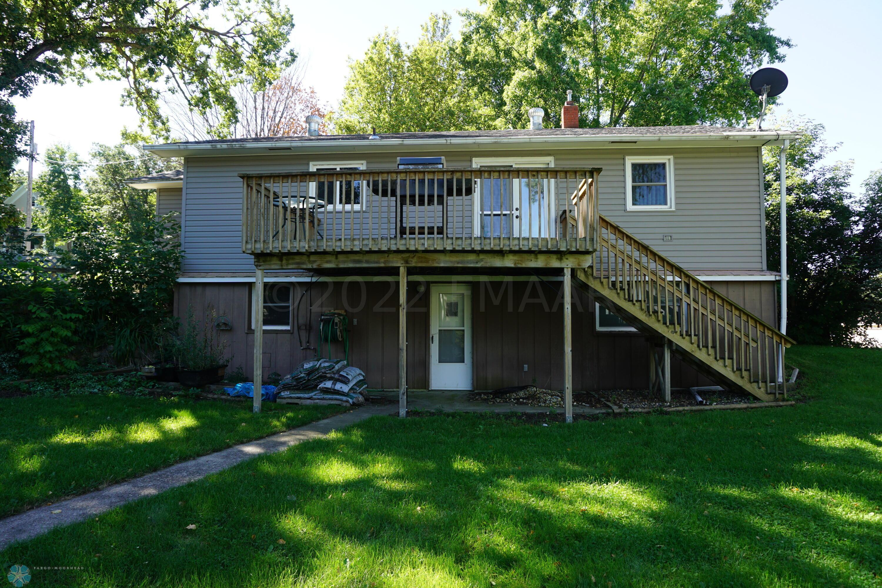 Back of home/large deck