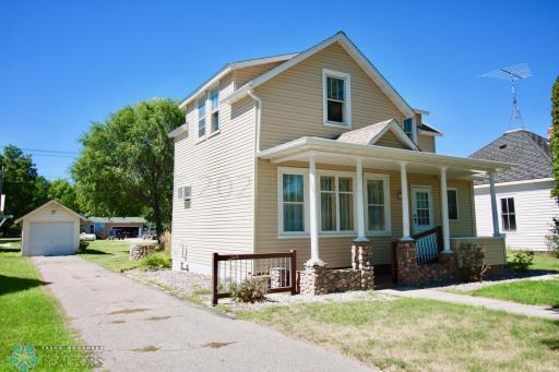 Photo for 414 MAIN Avenue S, Hankinson, ND 58041 - Listing #7420963 414 MAIN Avenue S, Hankinson, ND 58041