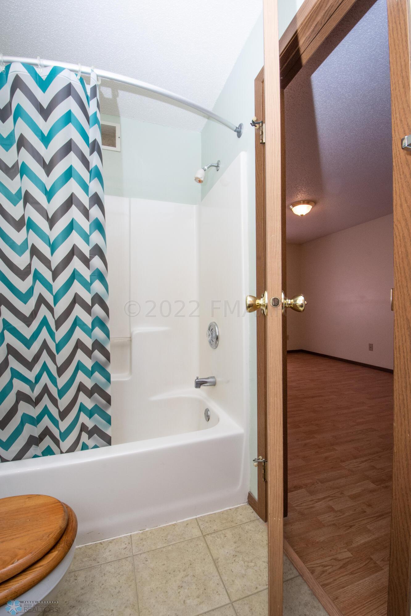 Hollywood Bathroom