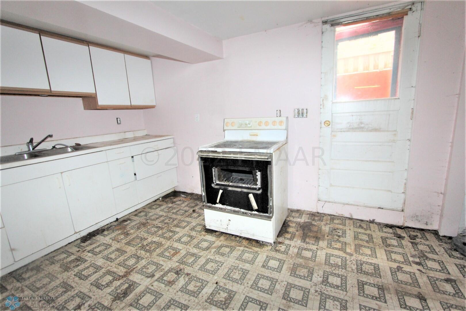 BASEMENT VIEW (2)