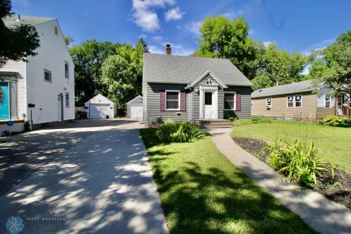417 12TH Street N, Moorhead, MN 56560