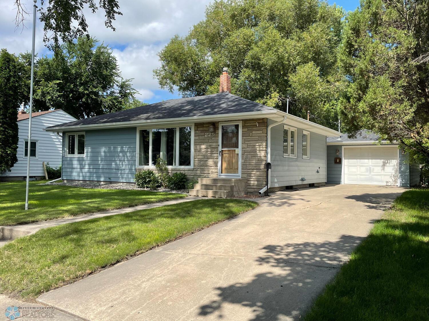 Exterior-front-Steel-siding-on-home-and-