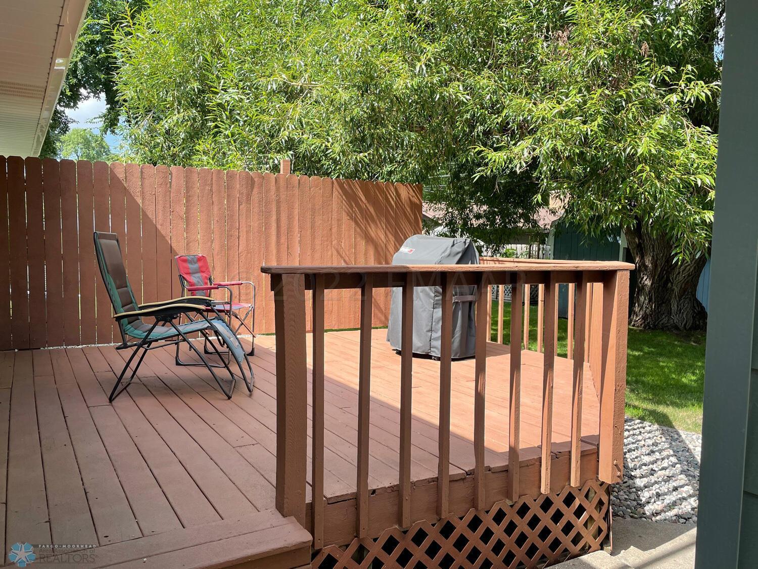 Deck-1