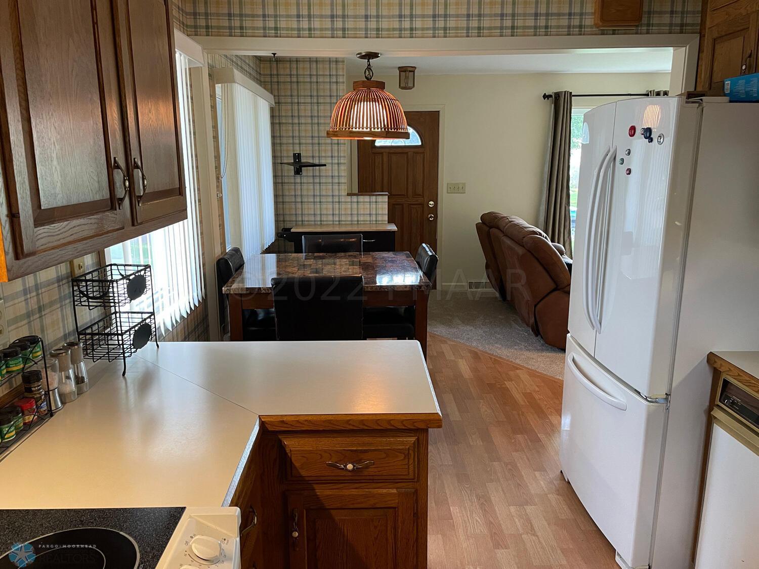 Kitchen-7-View-to-dining-area