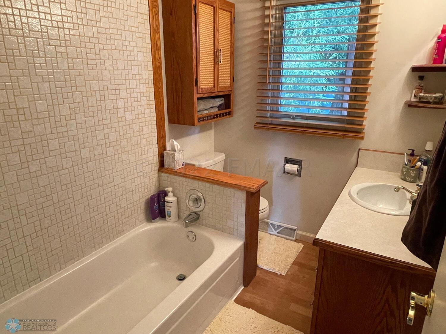 Main-floor-full-bath-with-tub-view-1