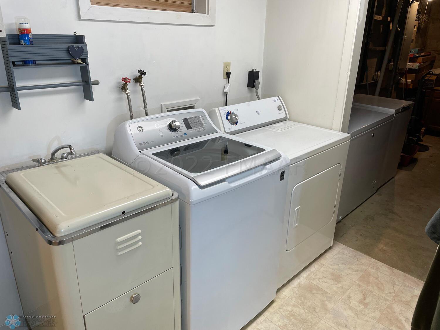 Laundry-room-2