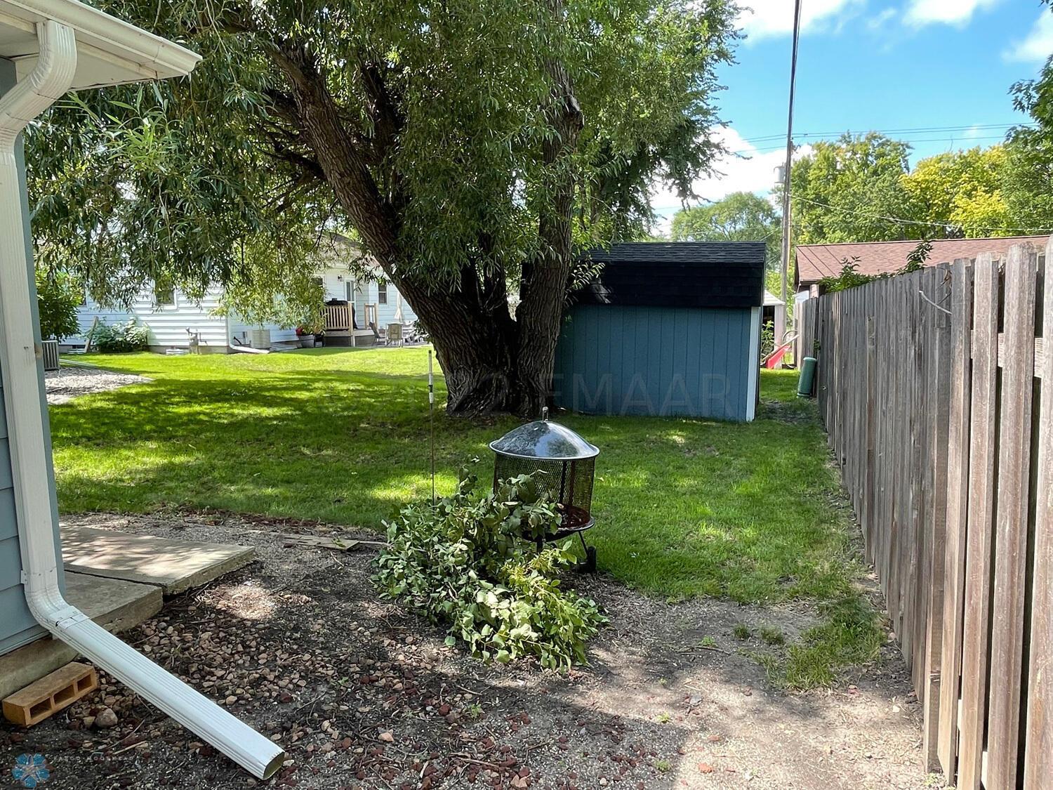 Back-yard-view-to-shed