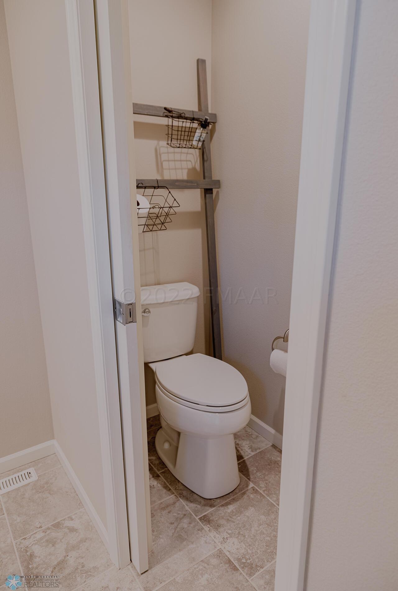 1A0A4078-HDR