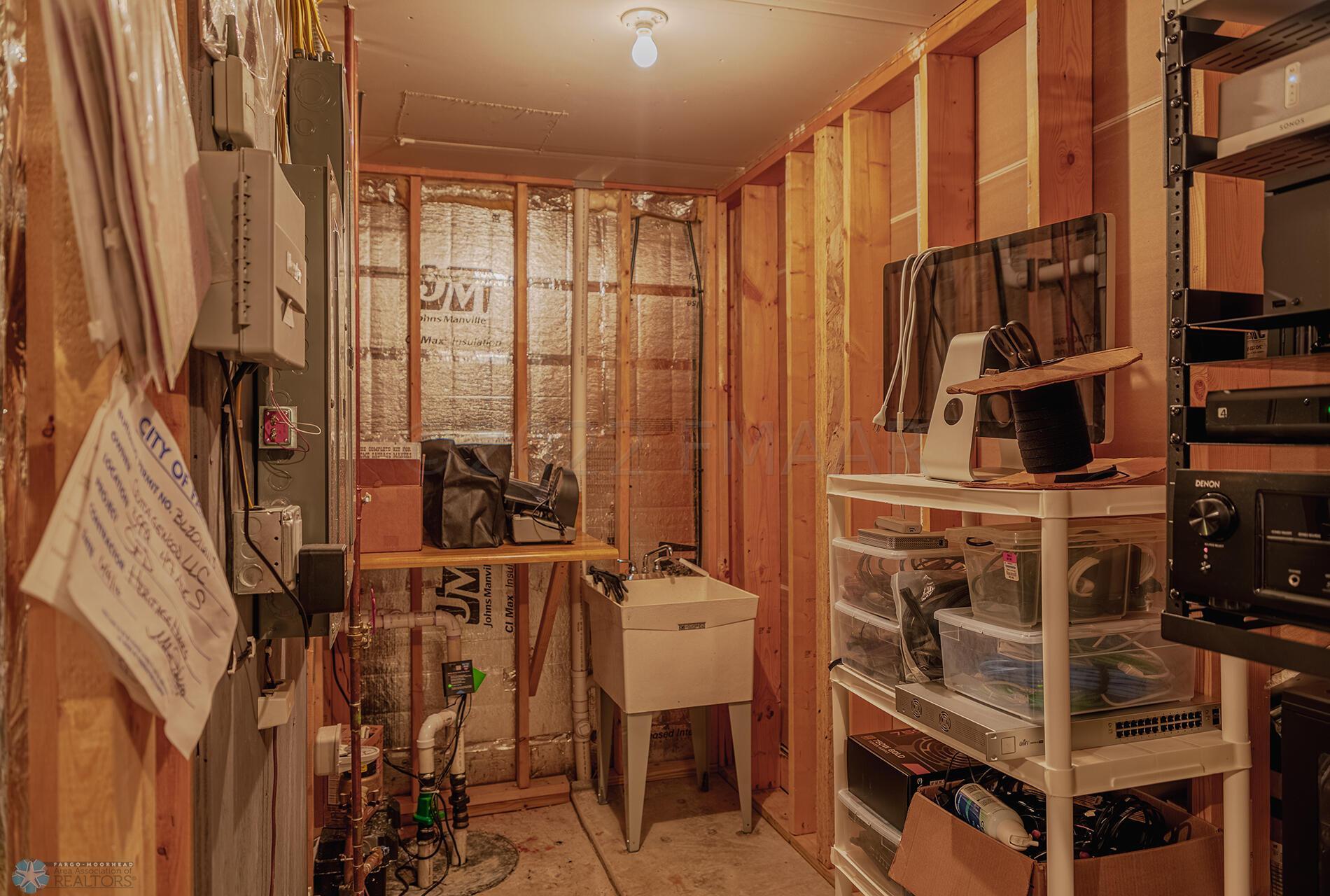 1A0A4057-HDR