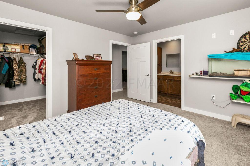 Bedroom # 2 w/hollywood bath