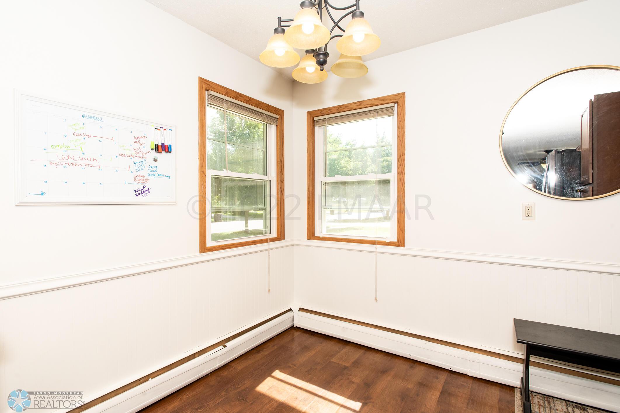 Eat-in Kitchen