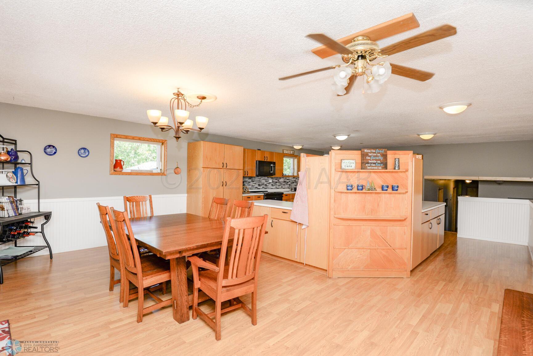 Kitchen/Dining