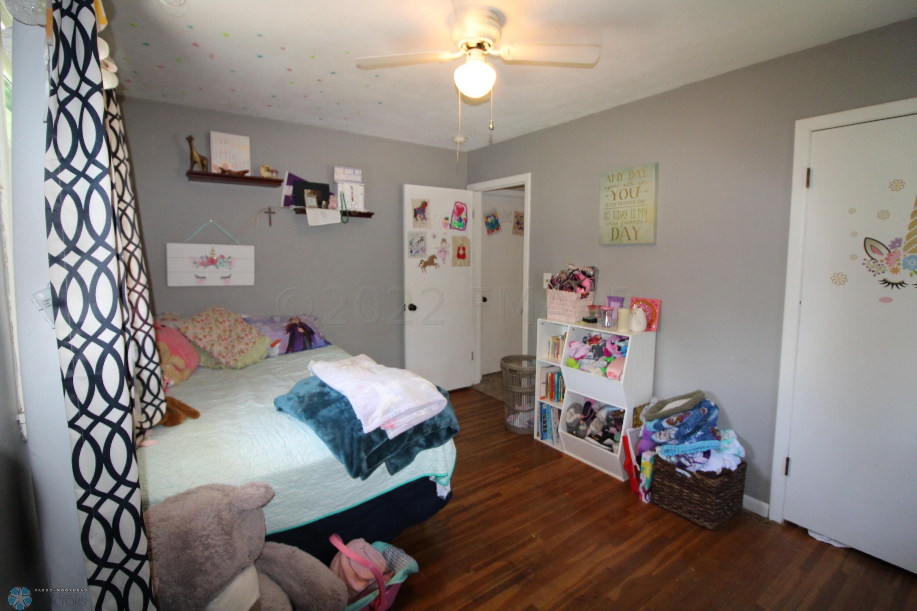 2nd Bedroom2
