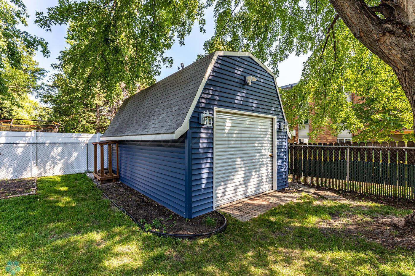 Shed