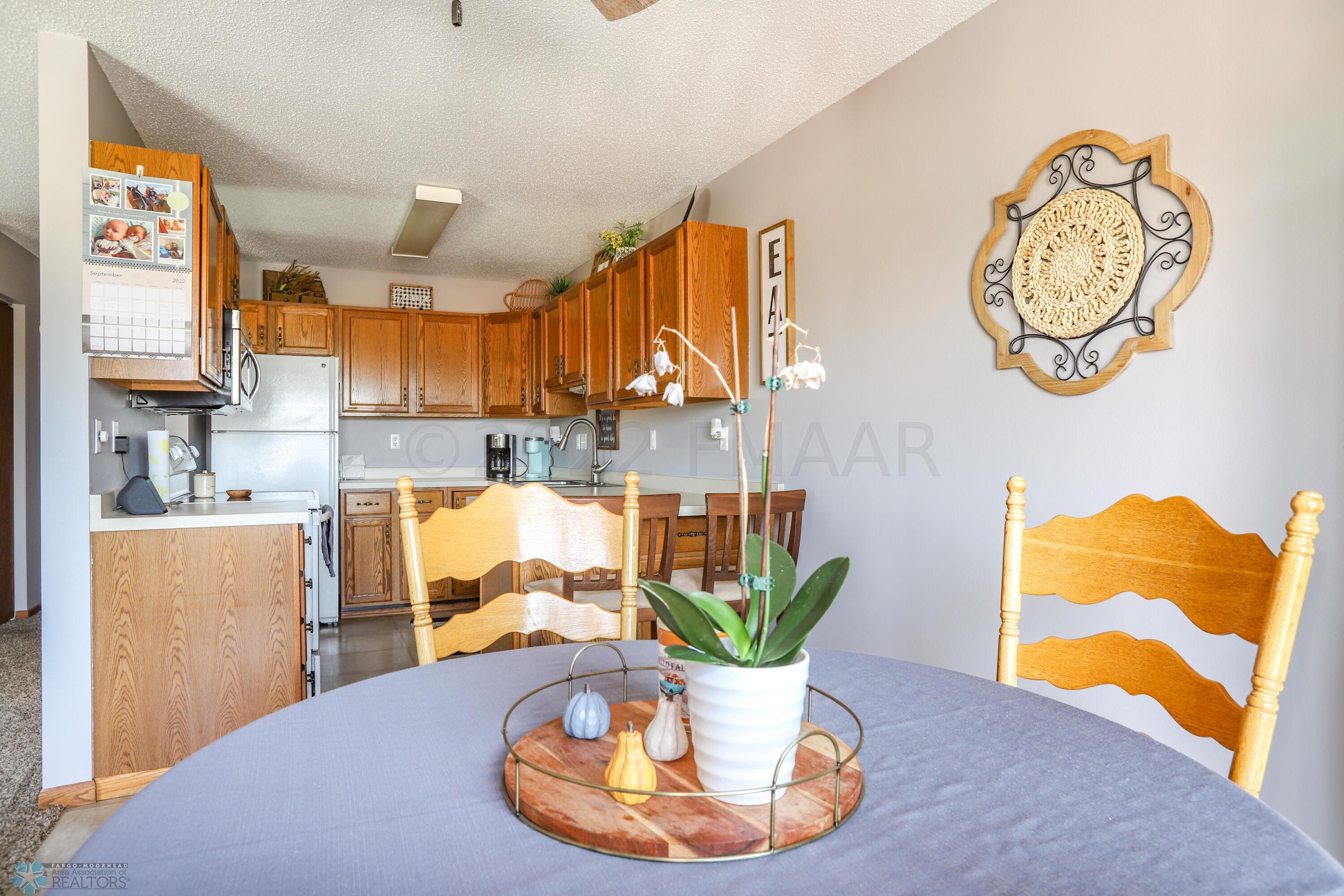 Dining to Kitchen
