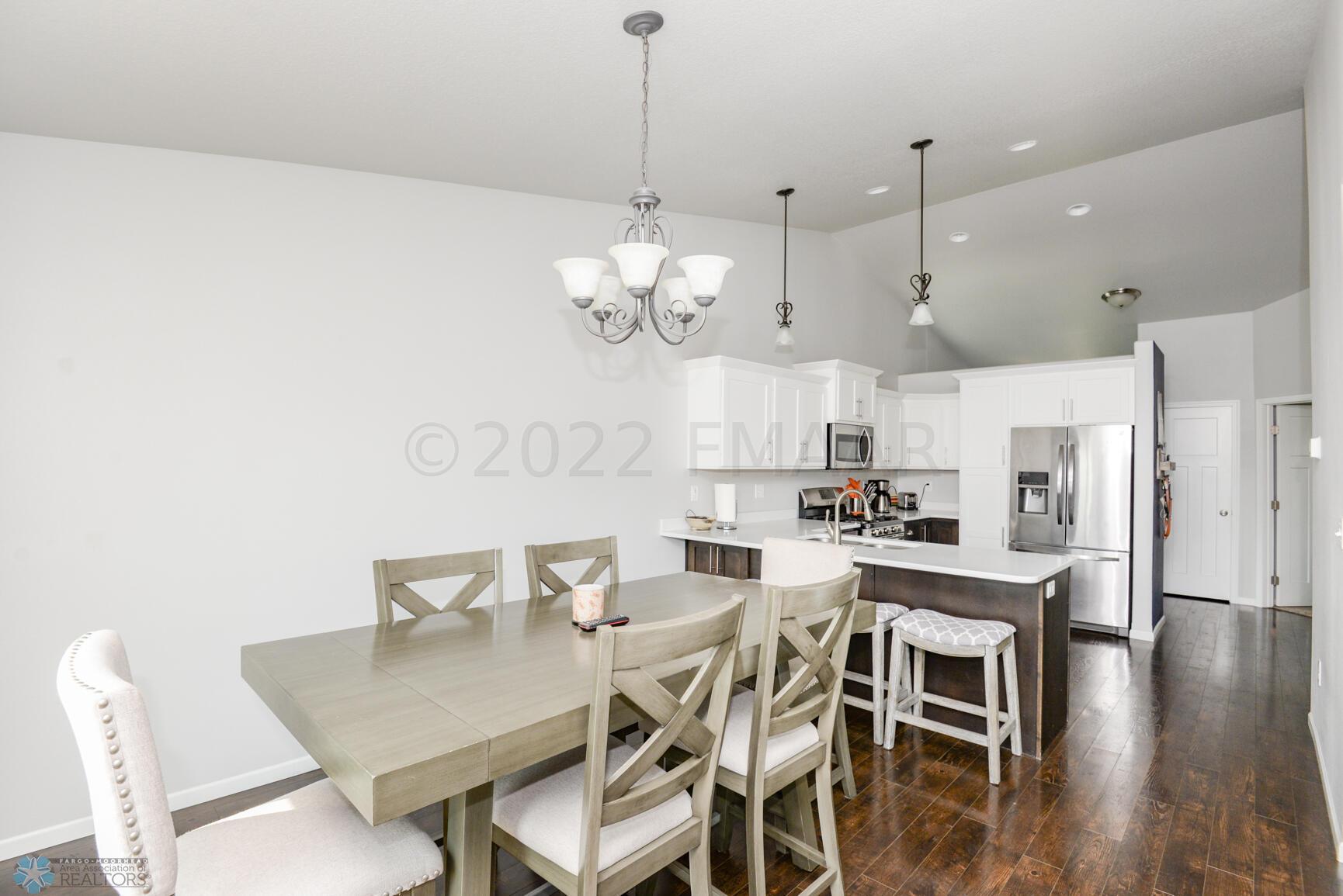 Kitchen/Dining