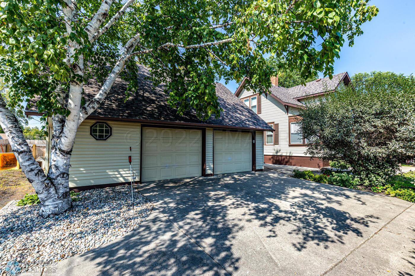 Oversized Double Garage