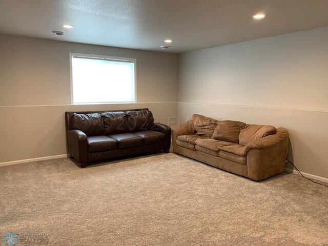 LL Family Room 2