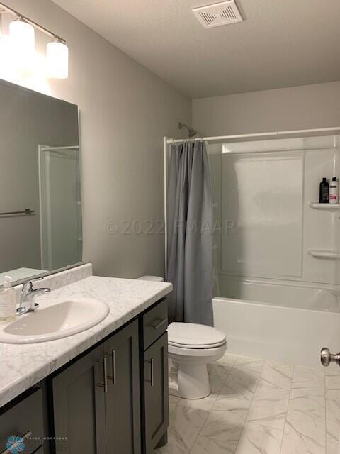 LL Full Bath