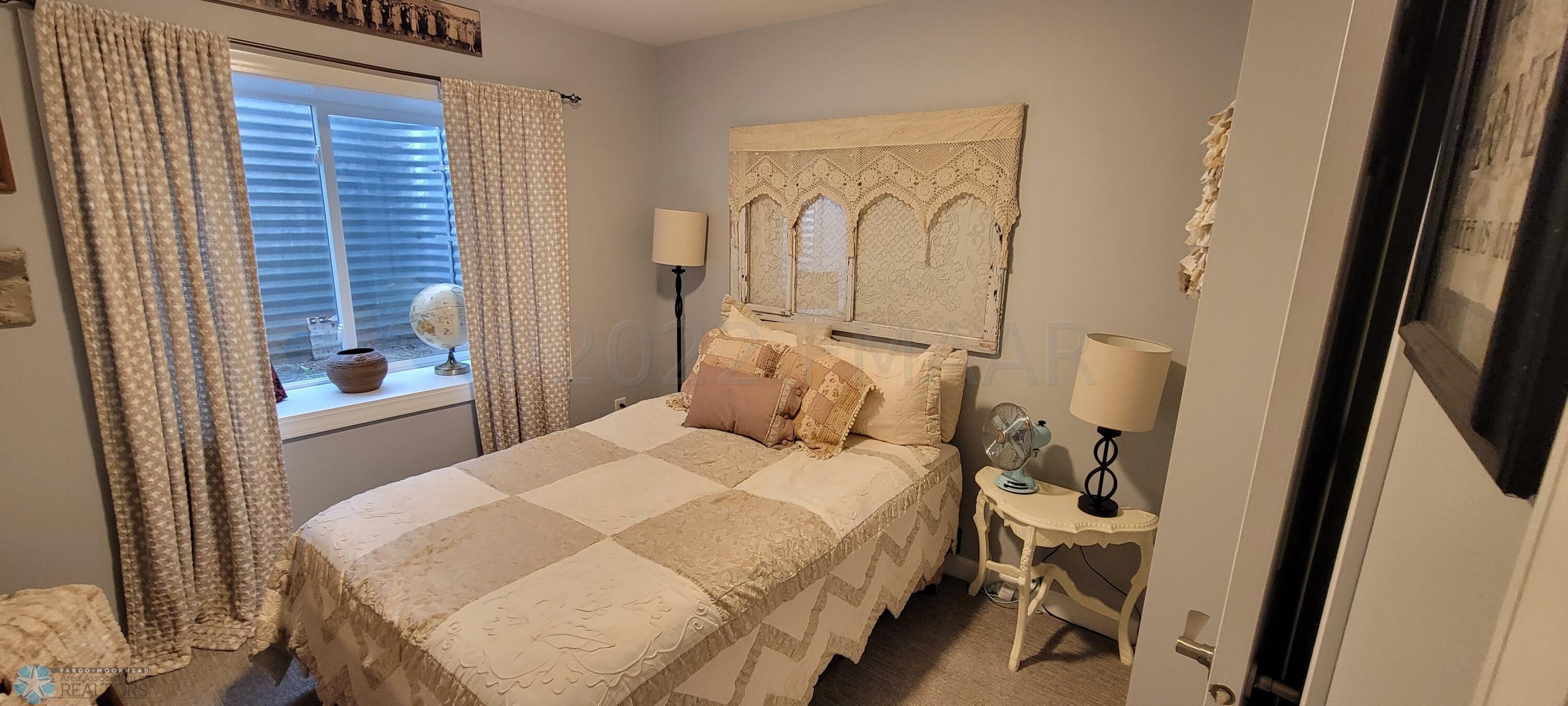 Bsmt. bed.b