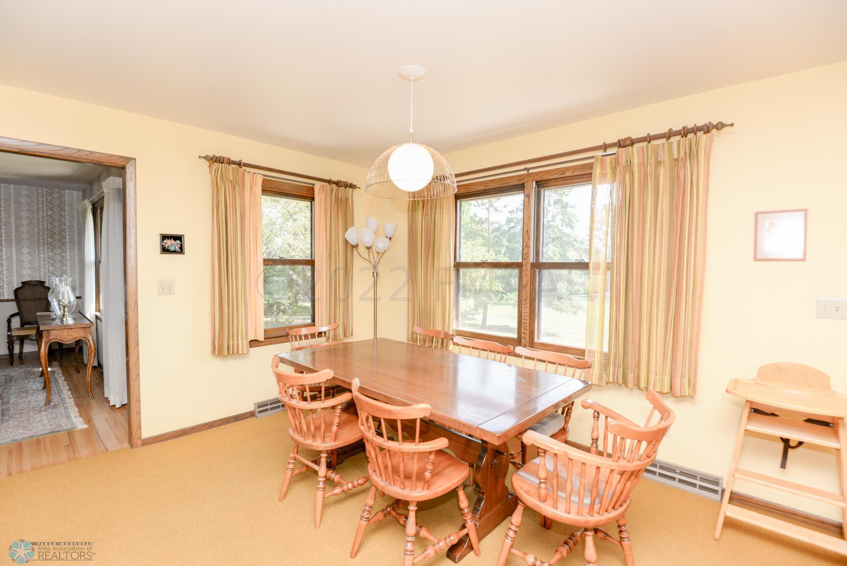 Eat-in Kitchen