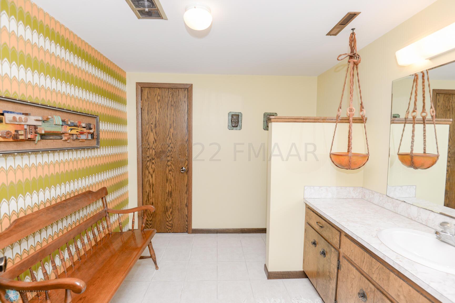 Bathroom 4