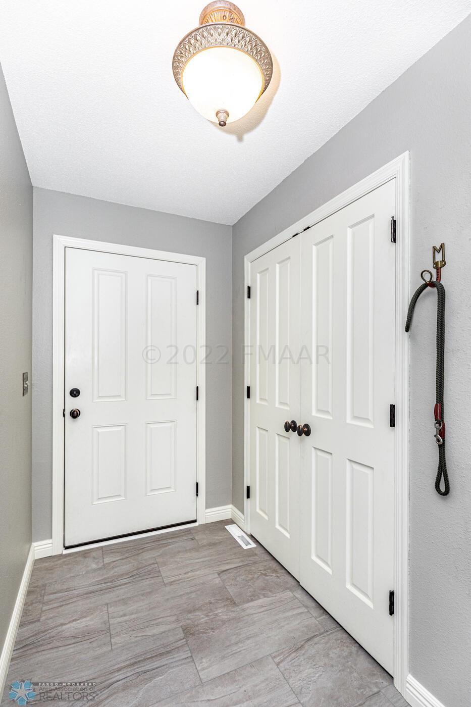 Home-32