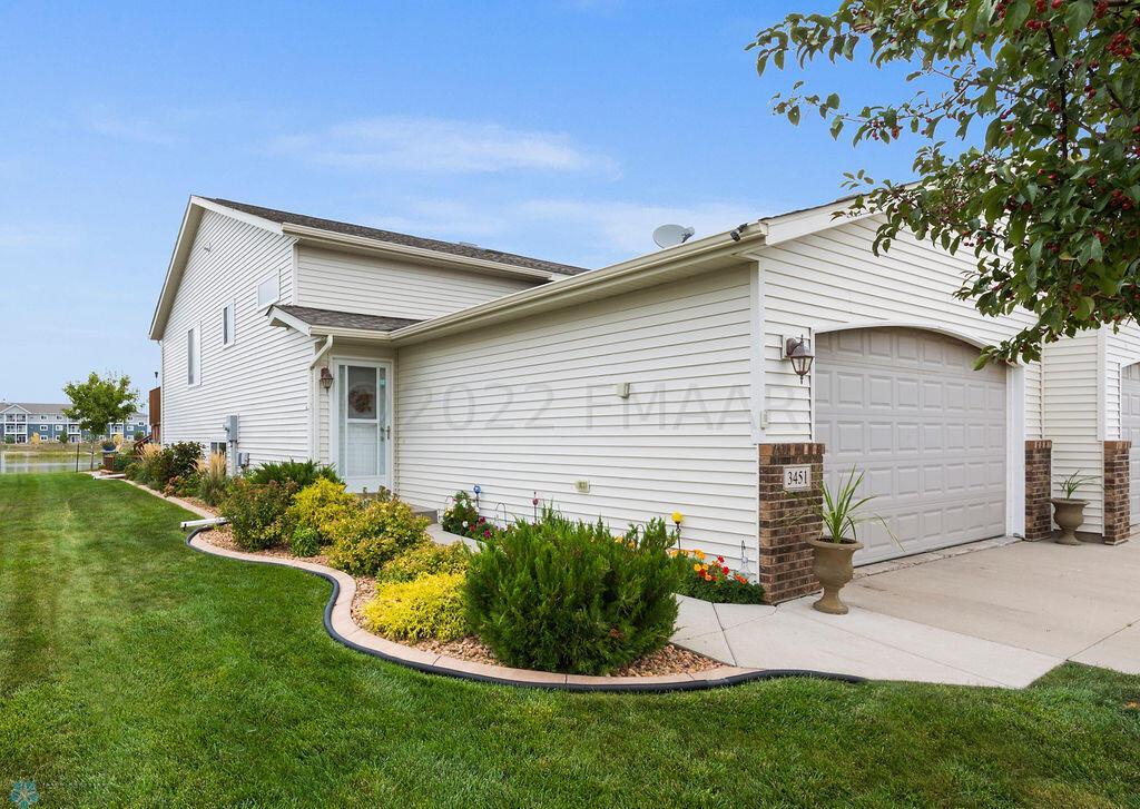 3451 Eagle Run Lane, West Fargo