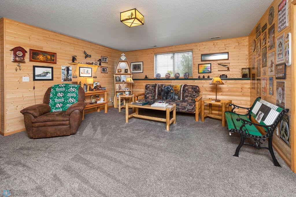 3451 Eagle Run Lane, West Fargo