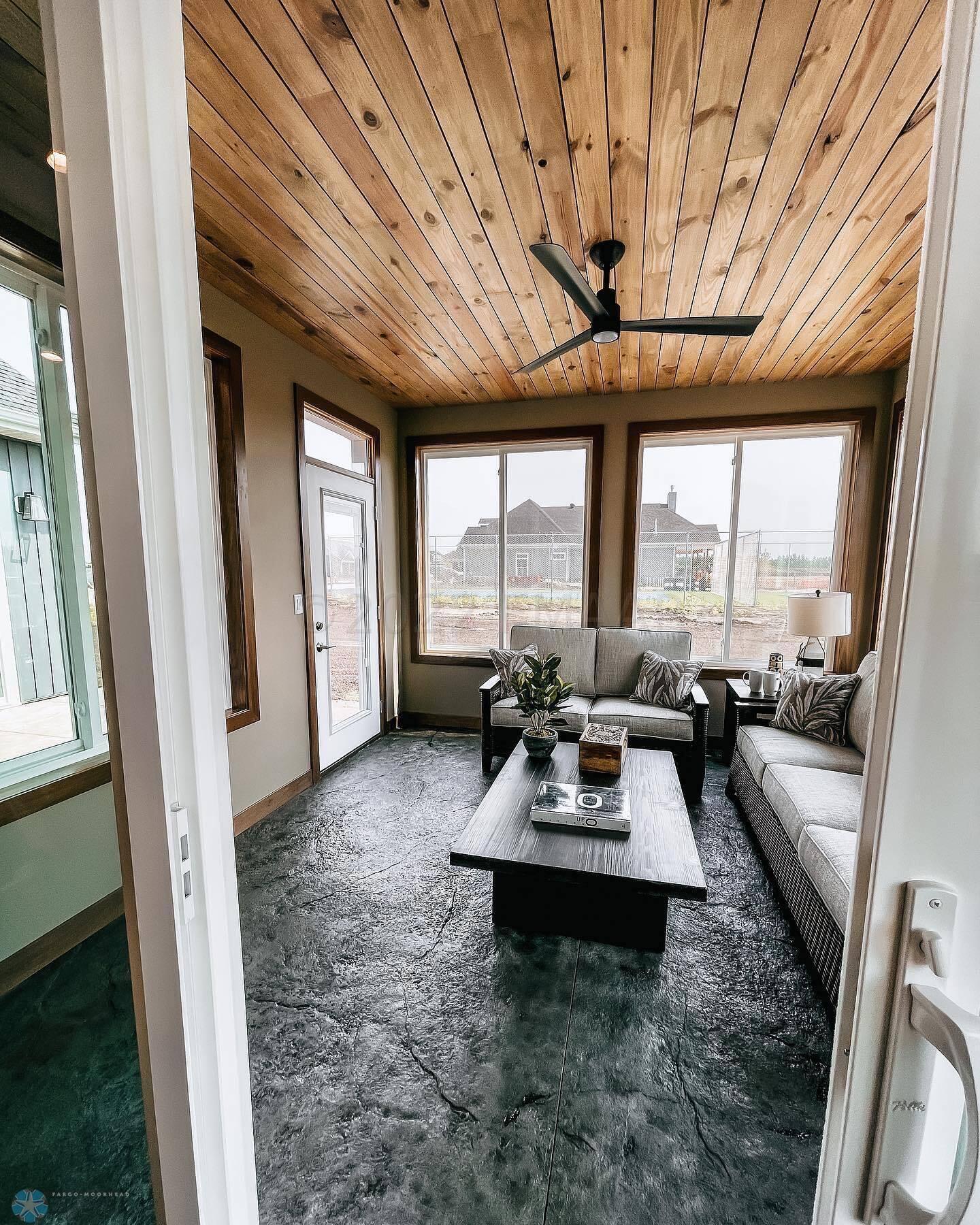 3 Season Porch