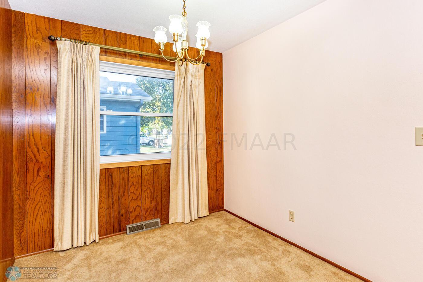 Formal Dining