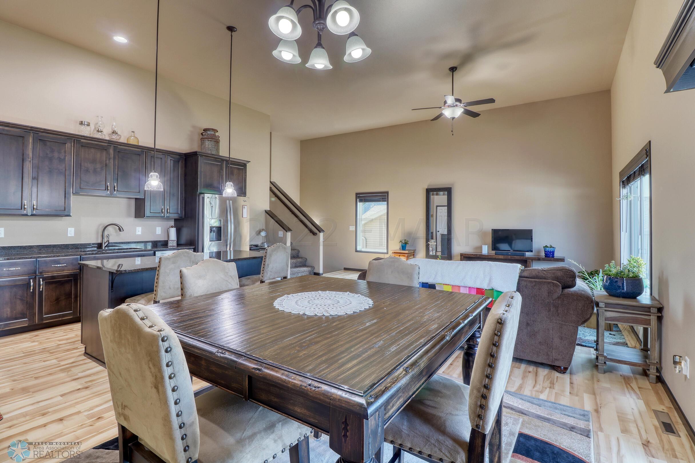 Dining Area1_2