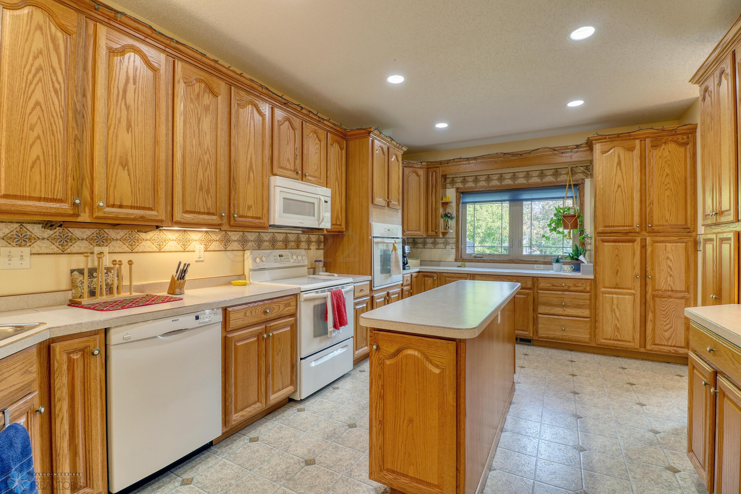 Kitchen1_0