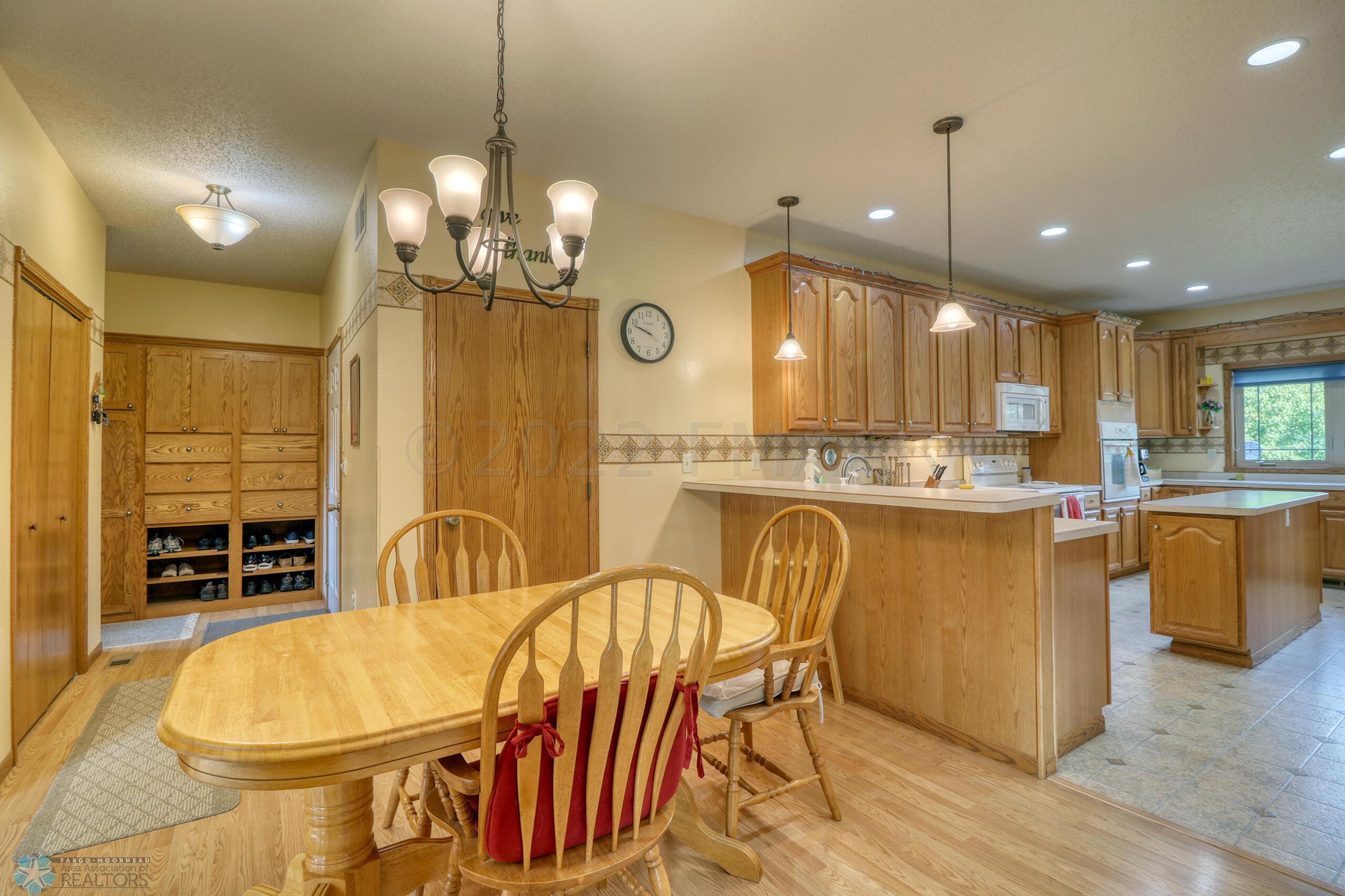 Dining Area1_2