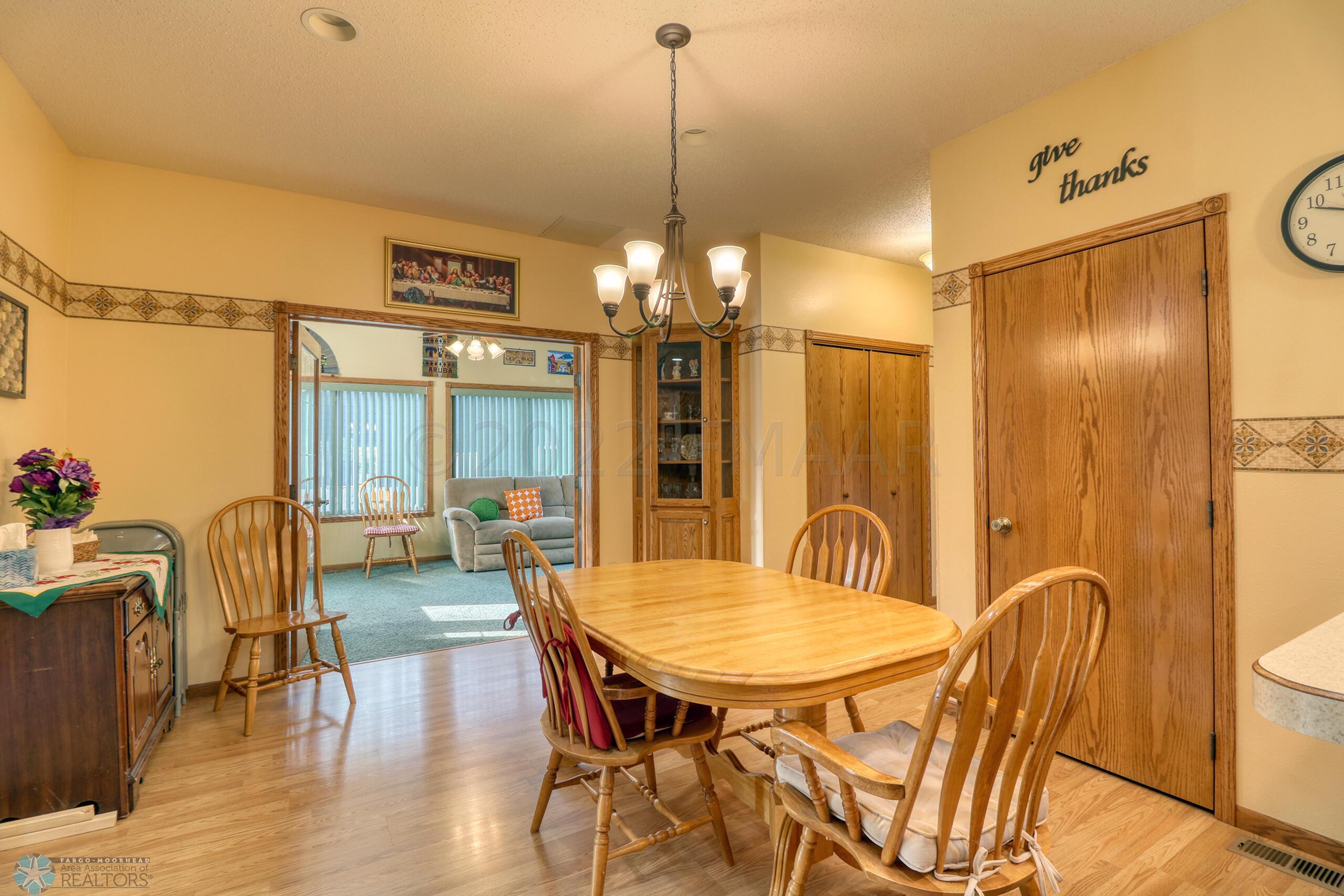 Dining Area1_1
