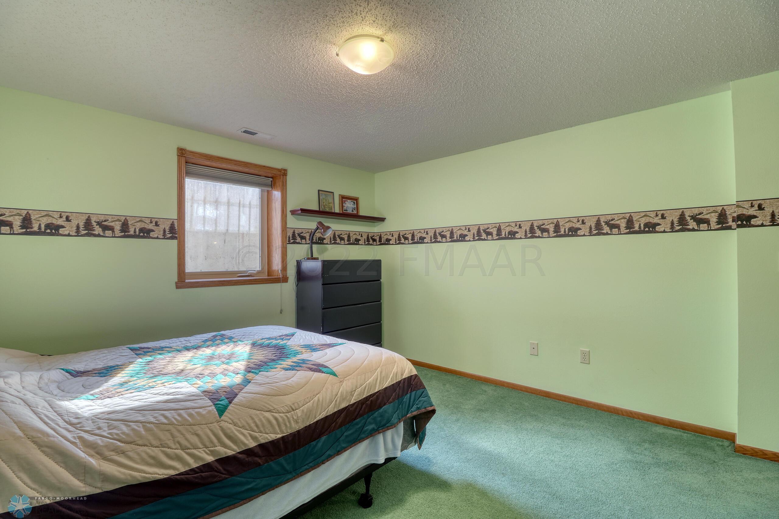 Basement Bedroom2_2