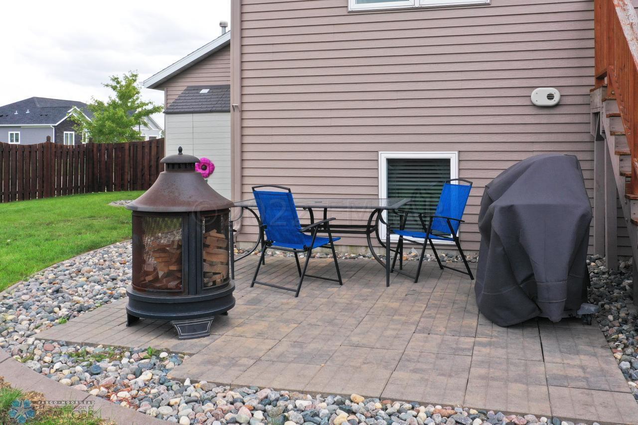 Hommati.com-616_Lexington_Ln_MN-09-12-20