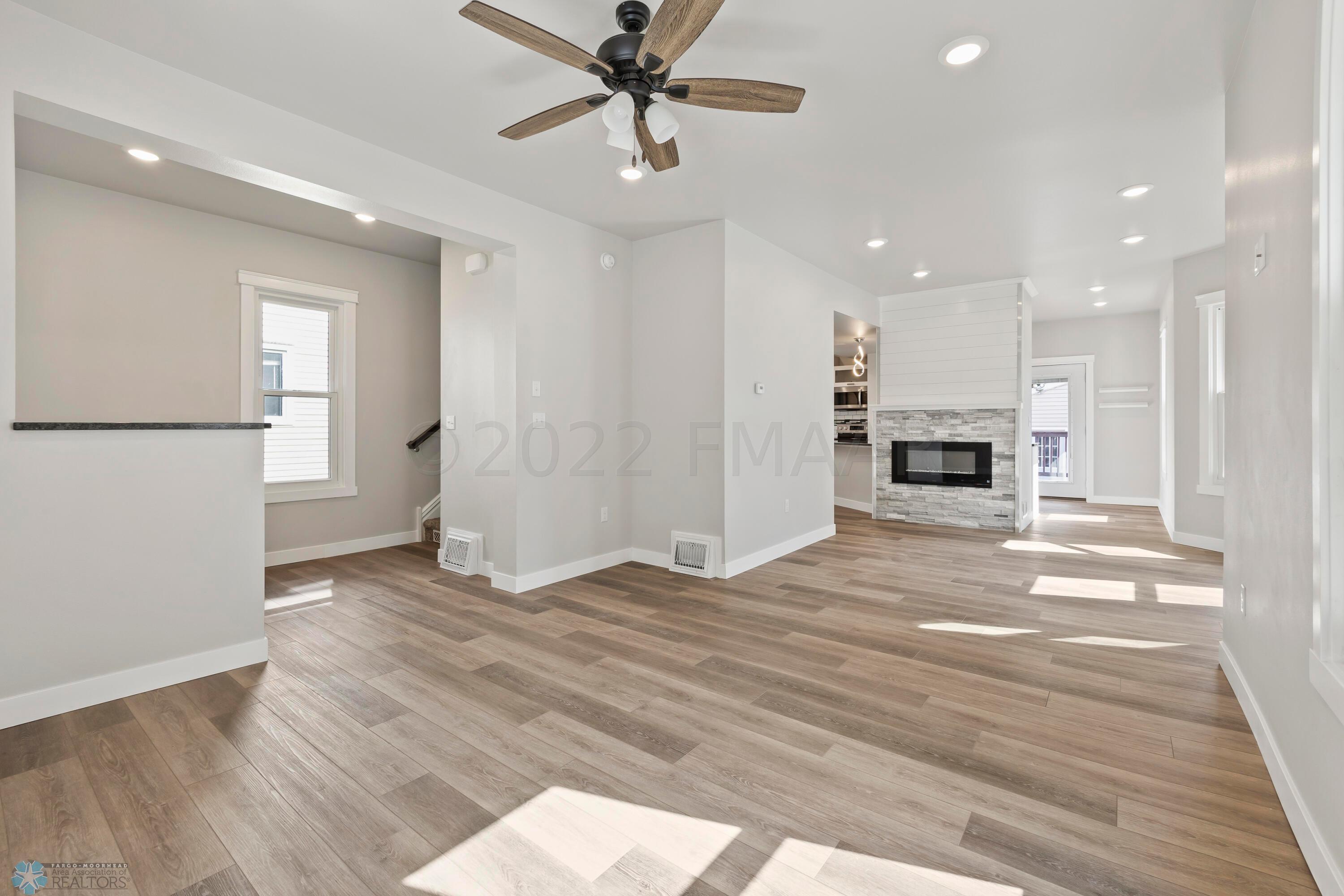 Living/Dining Room