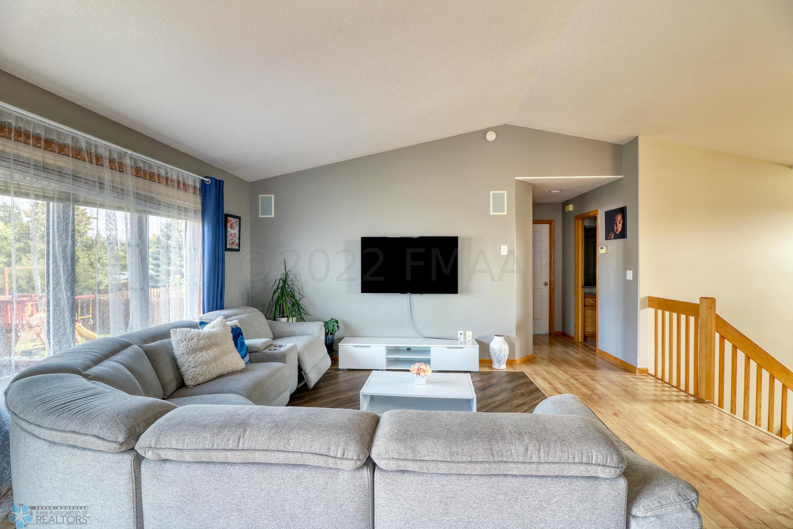 Living Area1_0