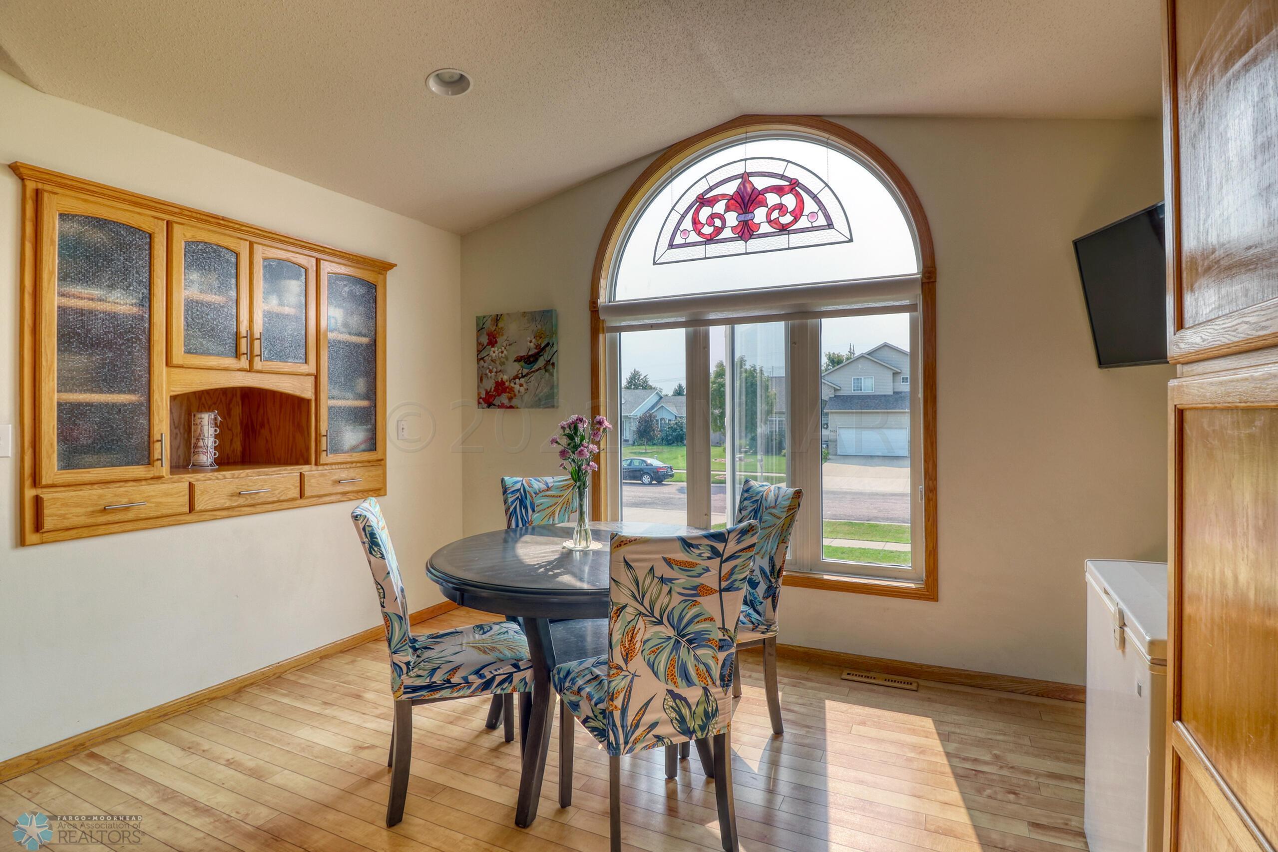 Dining Area1_1