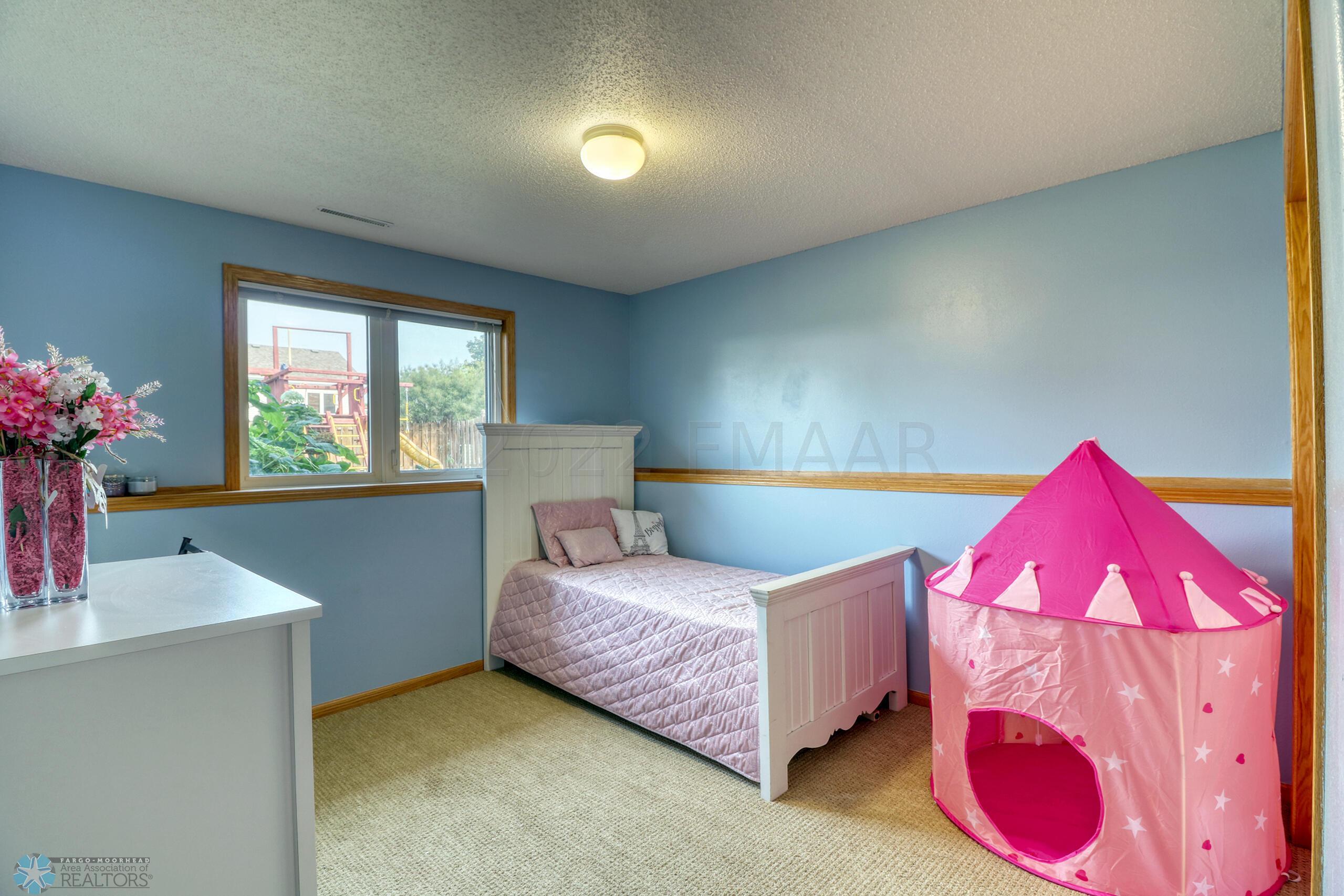 Basement Bedroom1_1