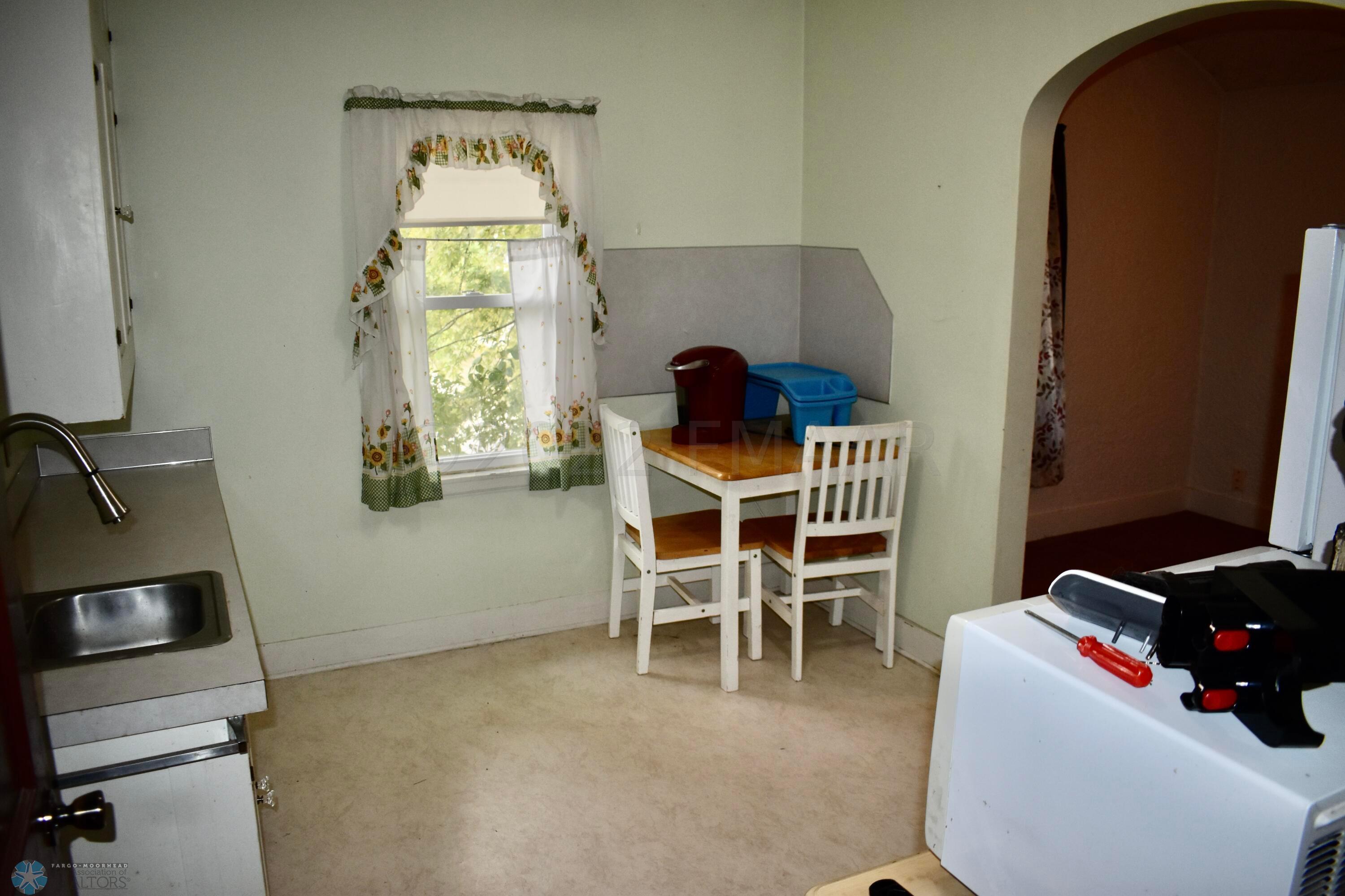 2nd floor kitchen