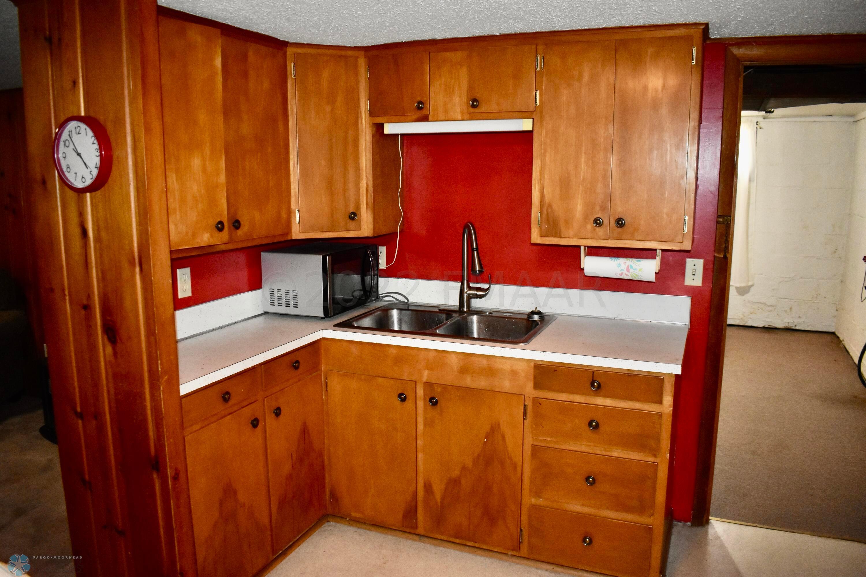 basement kitchen