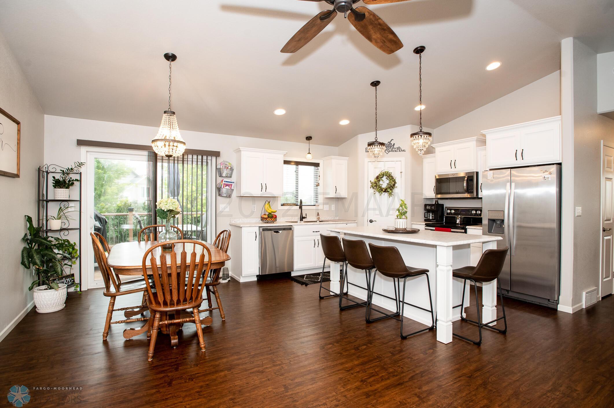Kitchen & Dining Room