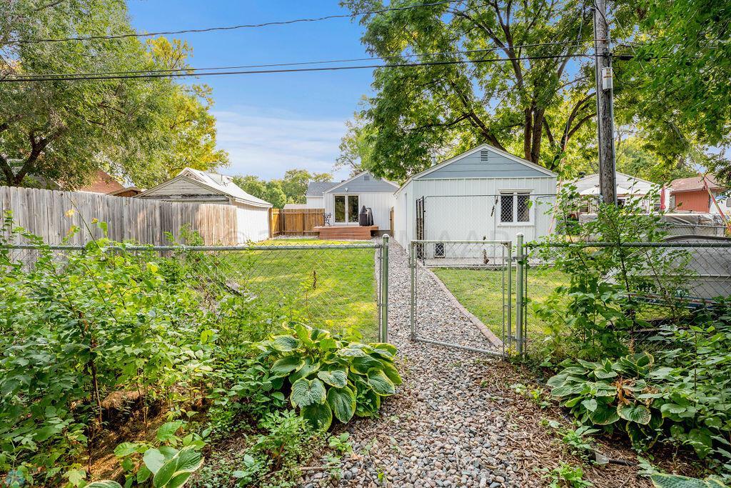 526 Morrison St, West Fargo