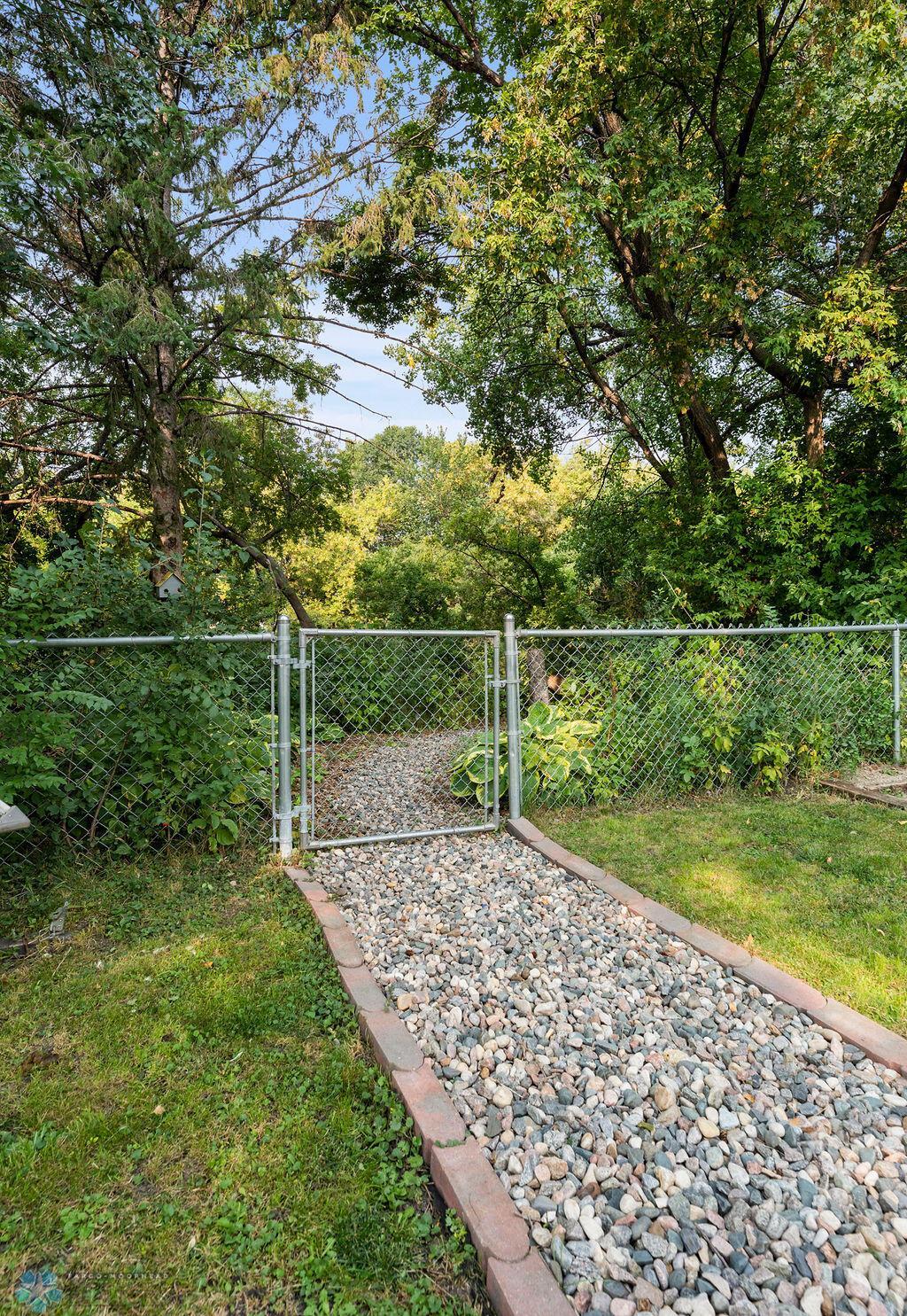 526 Morrison St, West Fargo